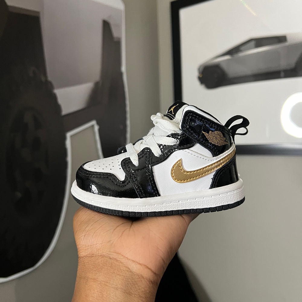 Toddler Boy Jordan 1s